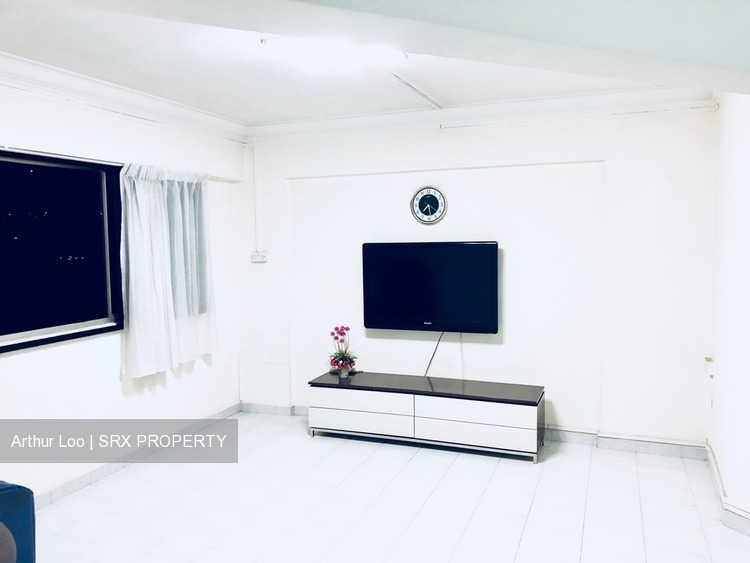 Woodlands Street 81 thumbnail photo